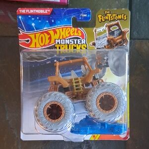 MONSTER TRUCK FLINTMOBILE